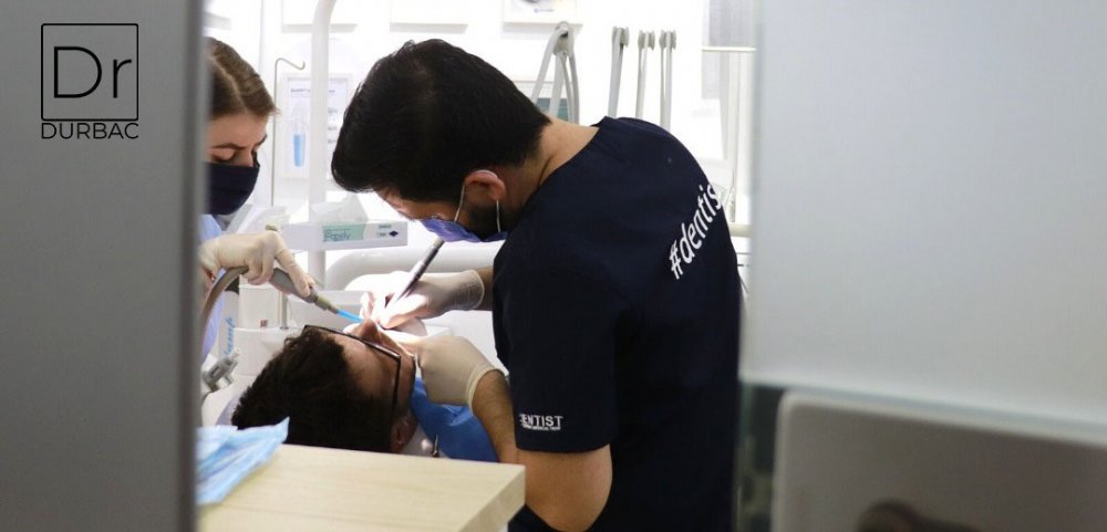 Zâmbește cu încredere – problemele dentare le poți rezolva la Dr. Durbac