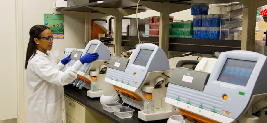 Photo hormonal analysis