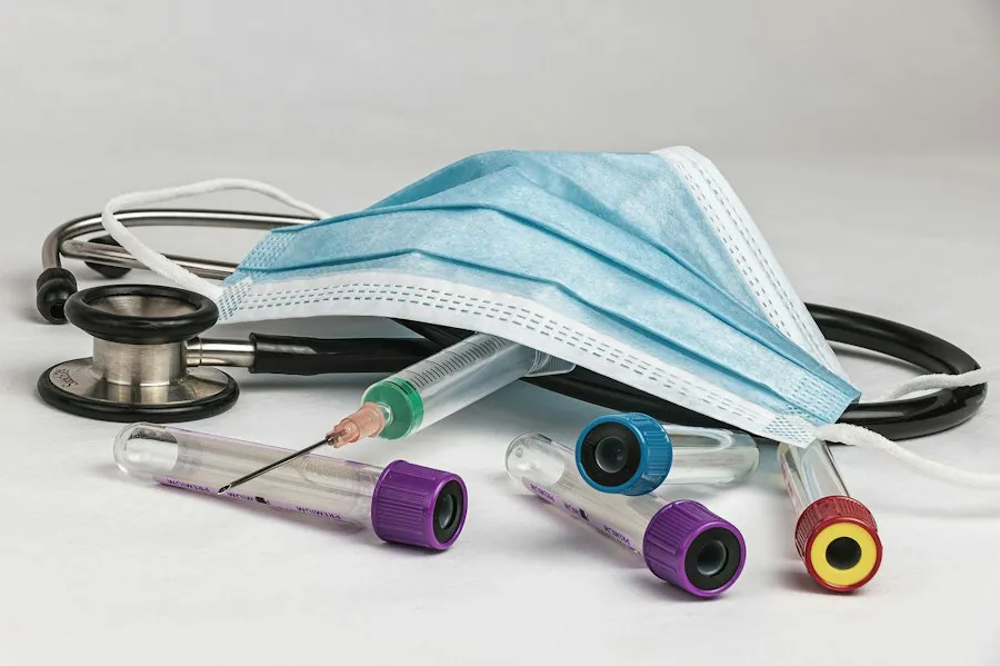 Photo periodic medical tests checklist